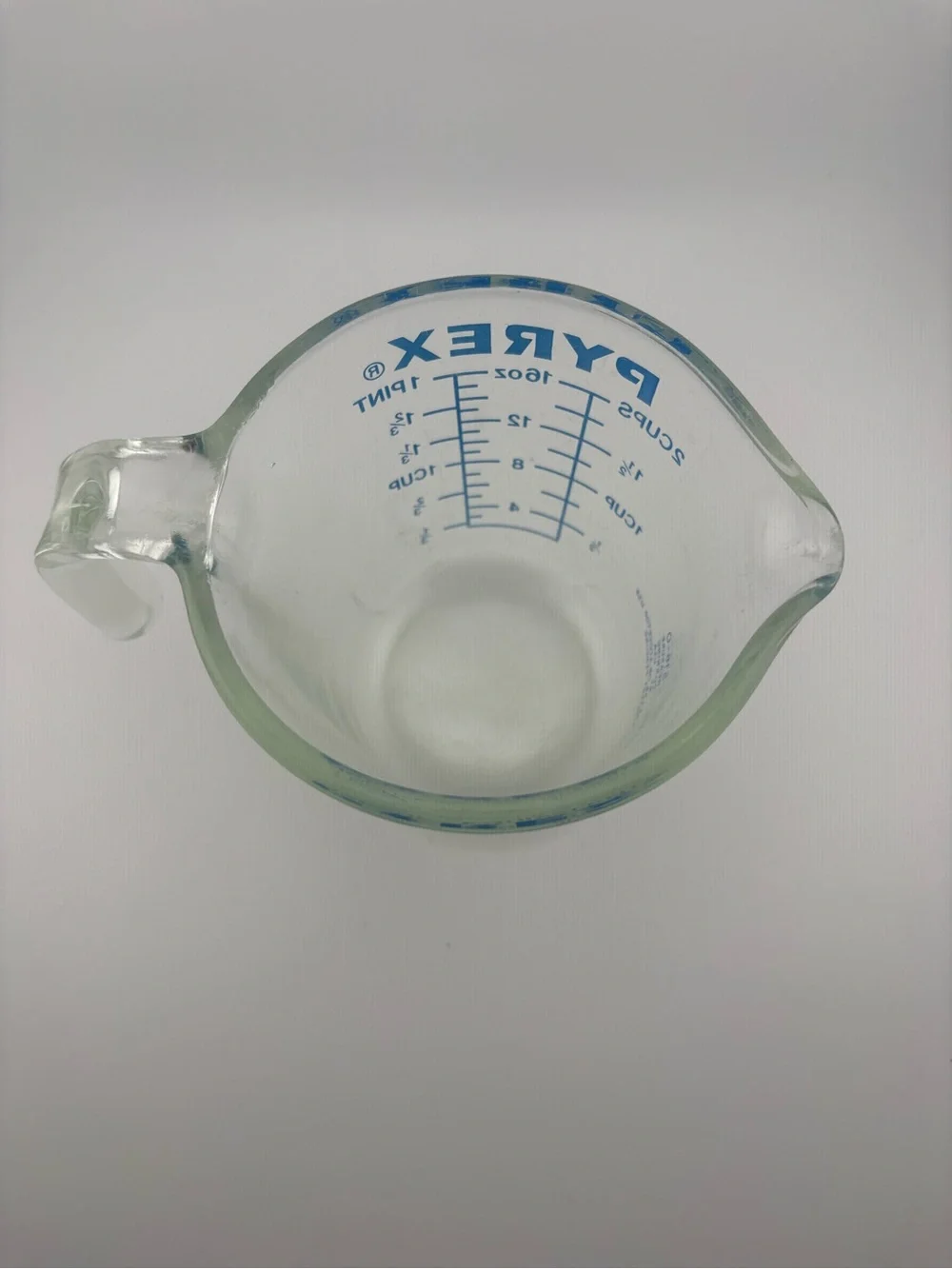 Vintage PYREX Blue 2-Cup Glass Measuring Cup